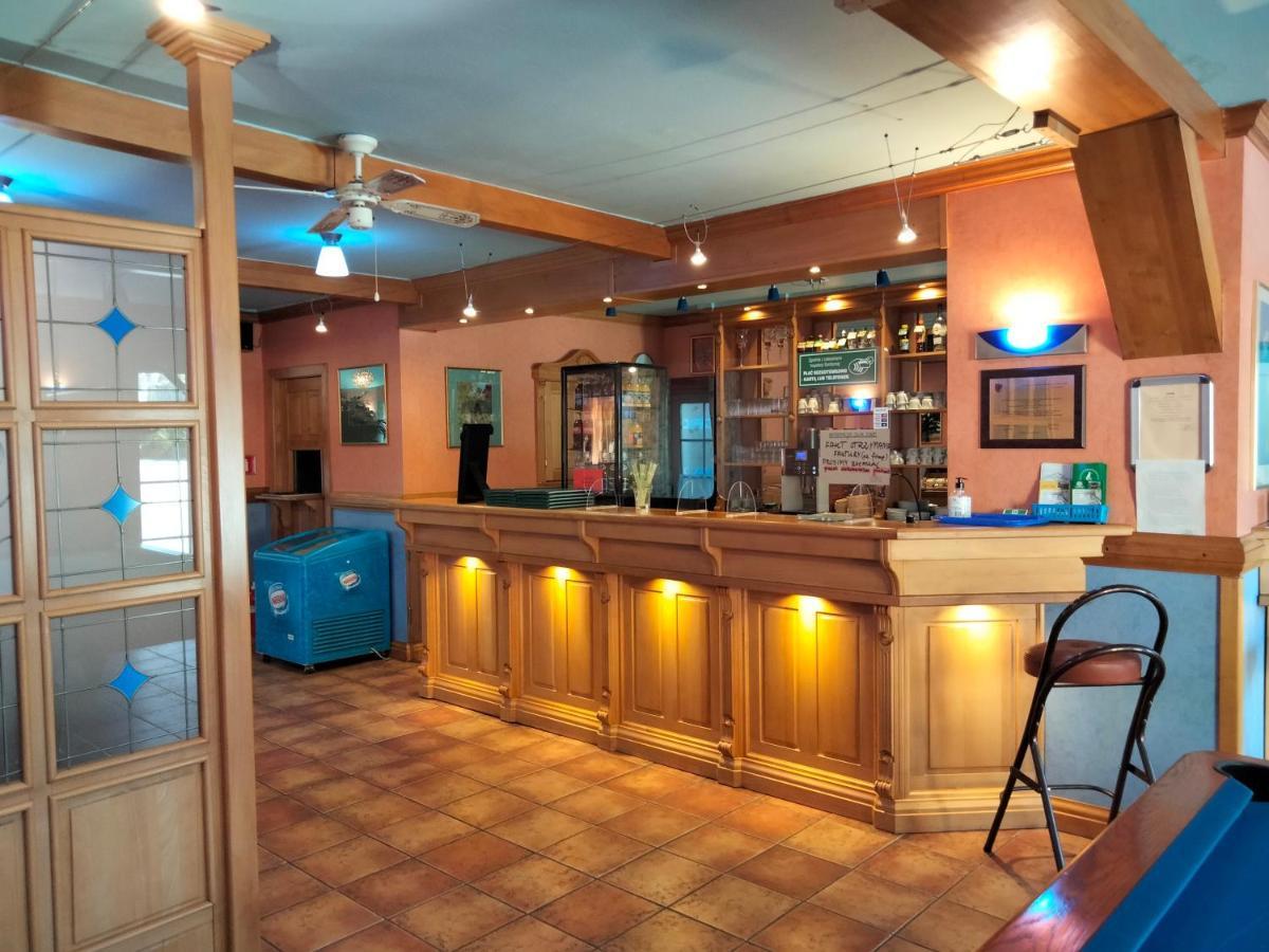 Zajazd Restauracja Machliny 외부 사진